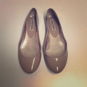 Steve Madden Heaven Flats Beige Size 7.5M